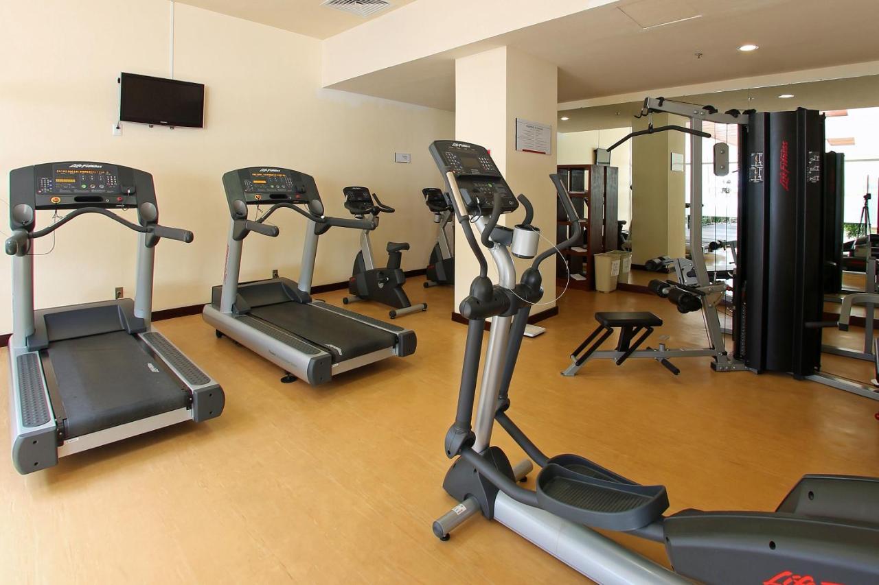 Hotel Opus Grand Toluca Aeropuerto Экстерьер фото